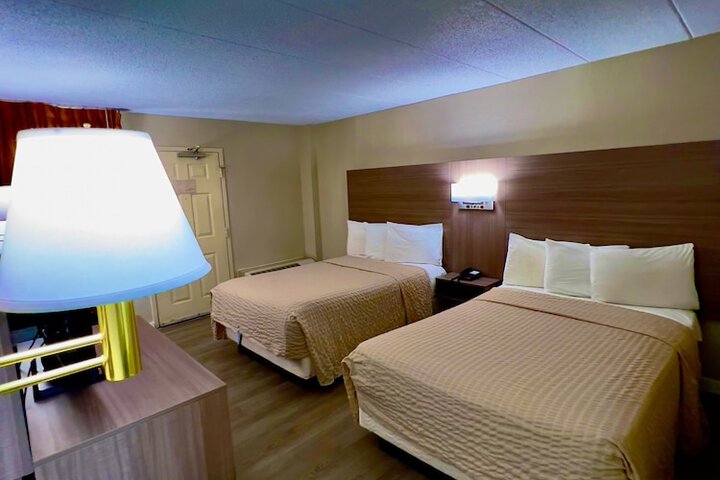 Econo Lodge Willowbrook