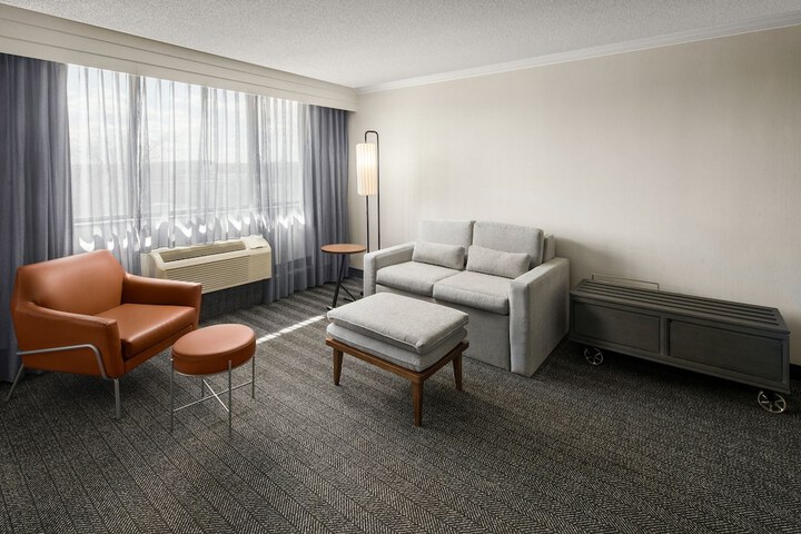 Room 19 of 44