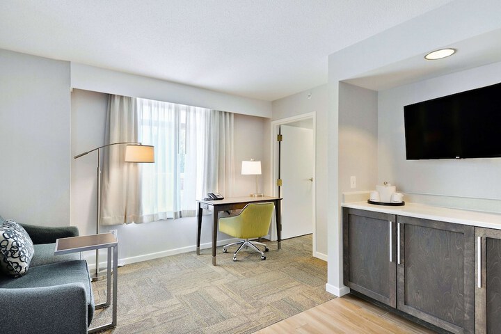 Room 15 of 38