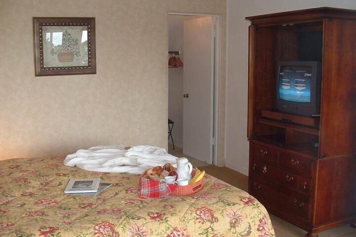 Room 48 of 74