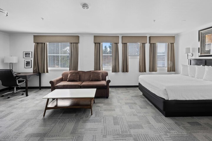 Room 12 of 42