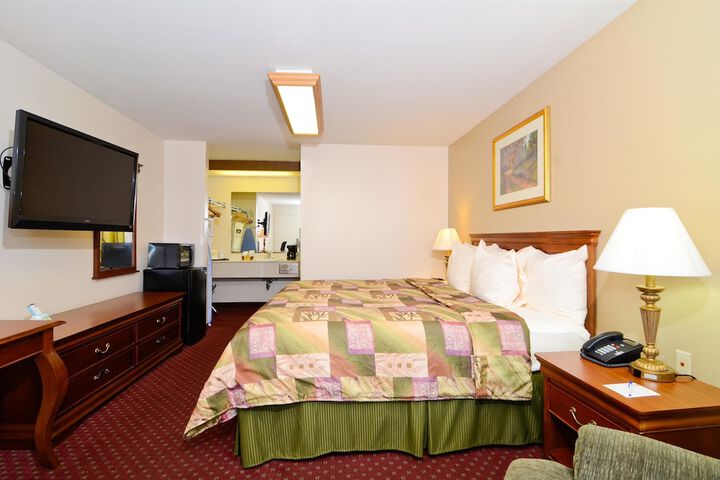 Room 19 of 46