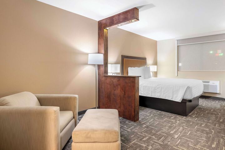 Room 14 of 41
