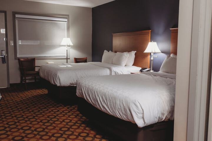 Room 27 of 52