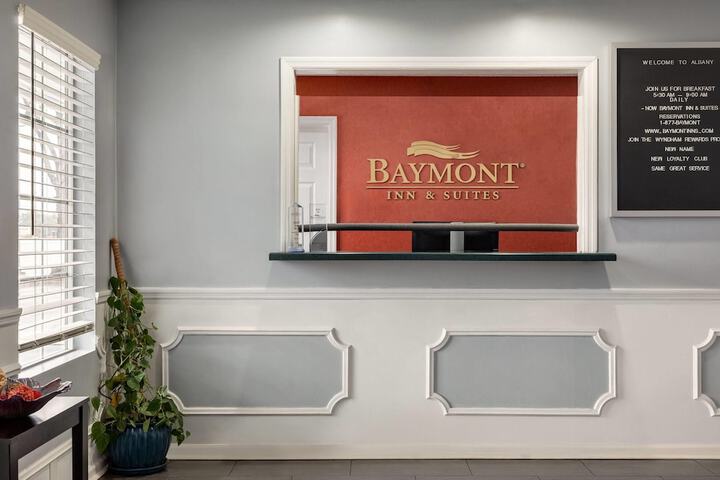 Baymont by Wyndham Albany at Albany Mall
