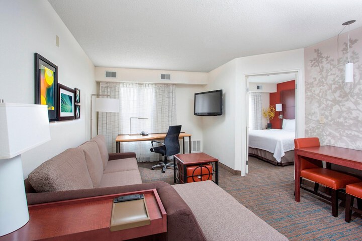 Room 18 of 22