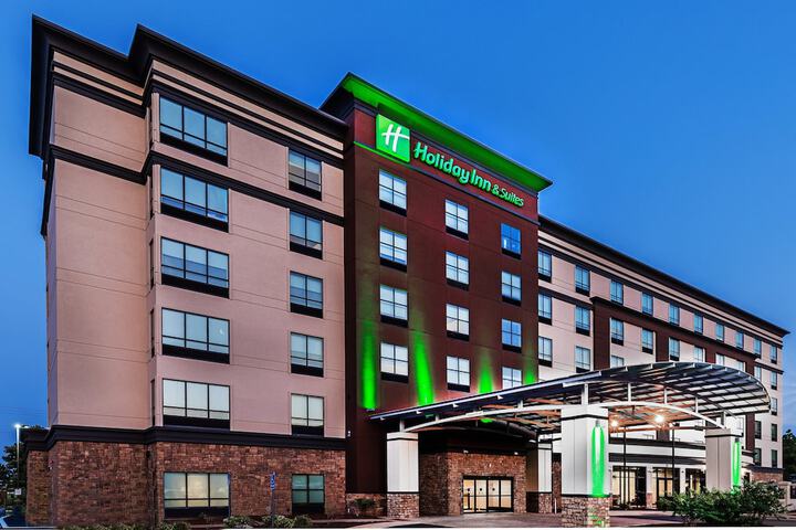 Holiday Inn Hotel & Suites Tulsa South by IHG