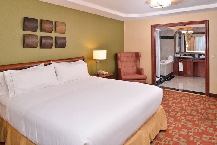 Room 42 of 71