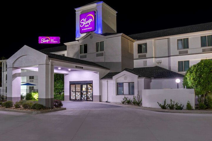 Hotel 3 of 41