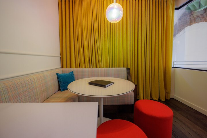 Room 85 of 195