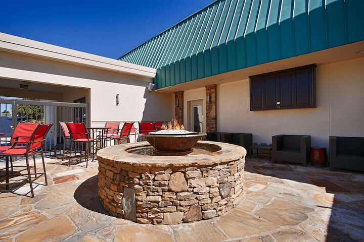 Terrace/Patio 29 of 30