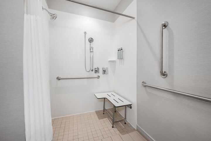Courtyard by Marriott Auburn
