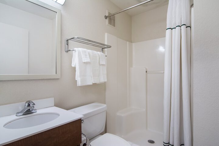 Room 21 of 27