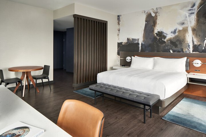 Room 22 of 85