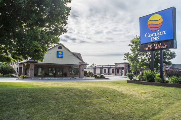Hotel 2 of 37