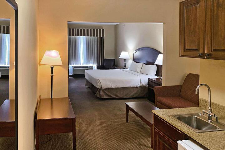 Spark by Hilton Catoosa Tulsa