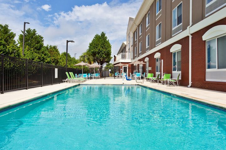Pool 7 of 42