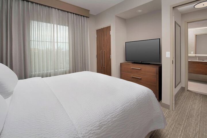 Room 22 of 32