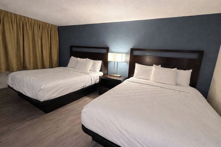Express Inn & Suites
