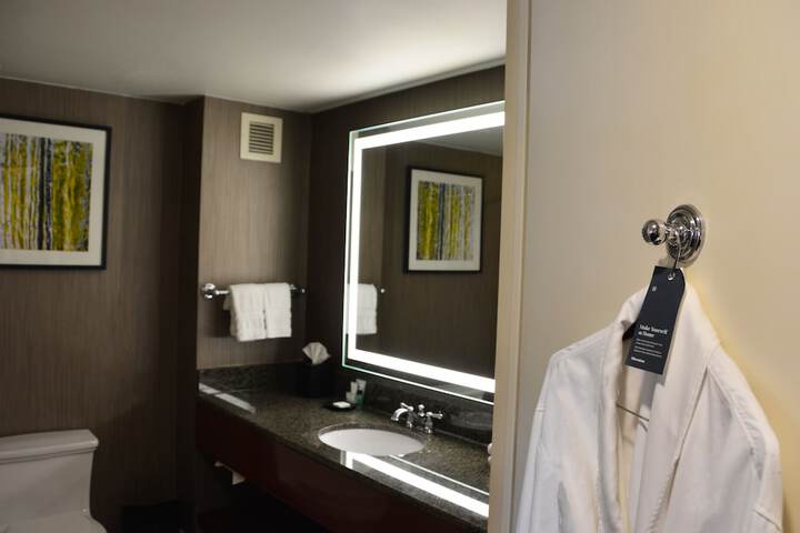 Room 15 of 44
