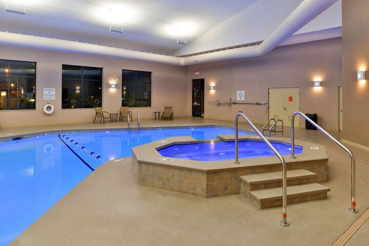 Pool 14 of 68