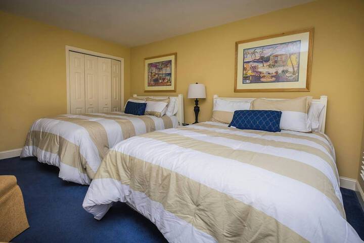 Litchfield Beach & Golf Resort