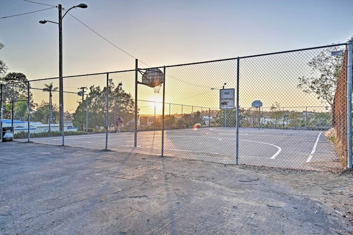 Quaint La Mesa Home With Beautiful Sunsets!