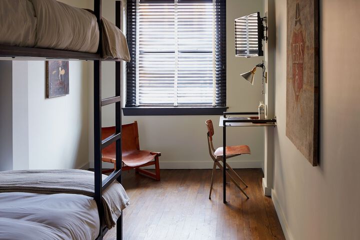 Room 33 of 44