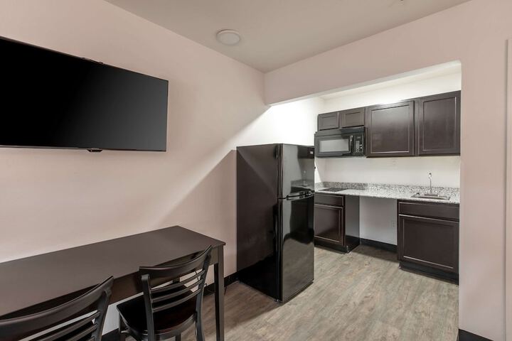 Room 29 of 38