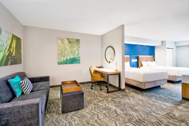 Room 33 of 63