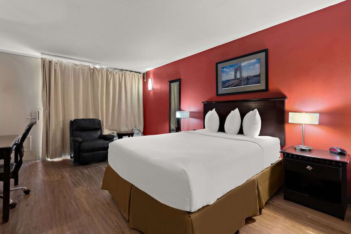 Room 12 of 39