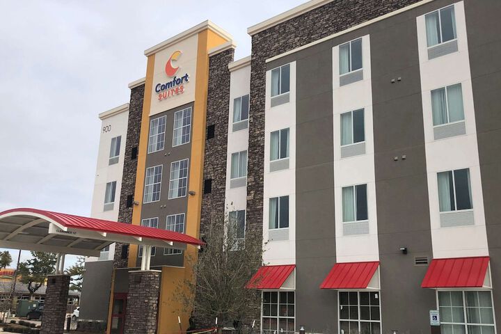 Hotel 3 of 70