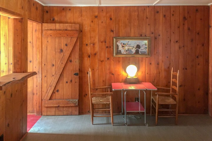 Room 28 of 58