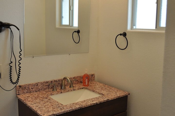 Room 36 of 124