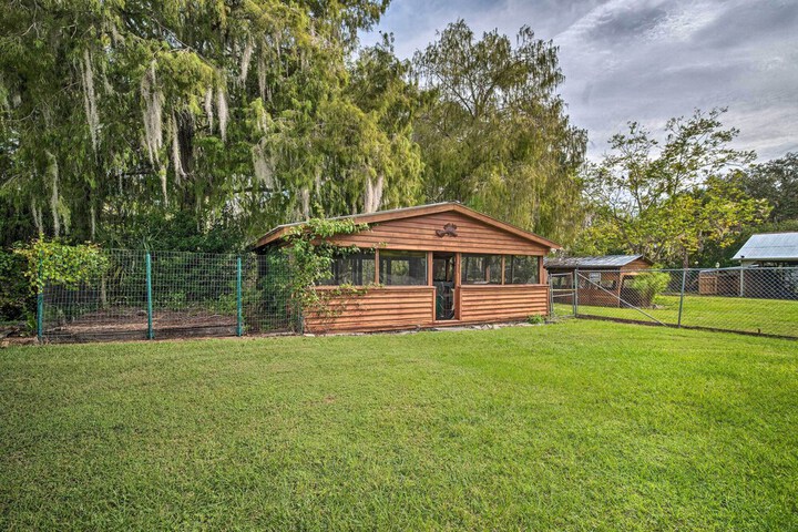 Peaceful Canal-front Retreat w / Boathouse!