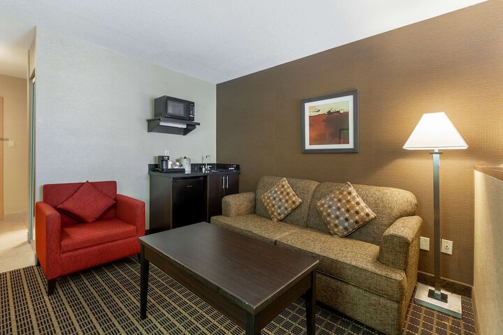 Room 41 of 64