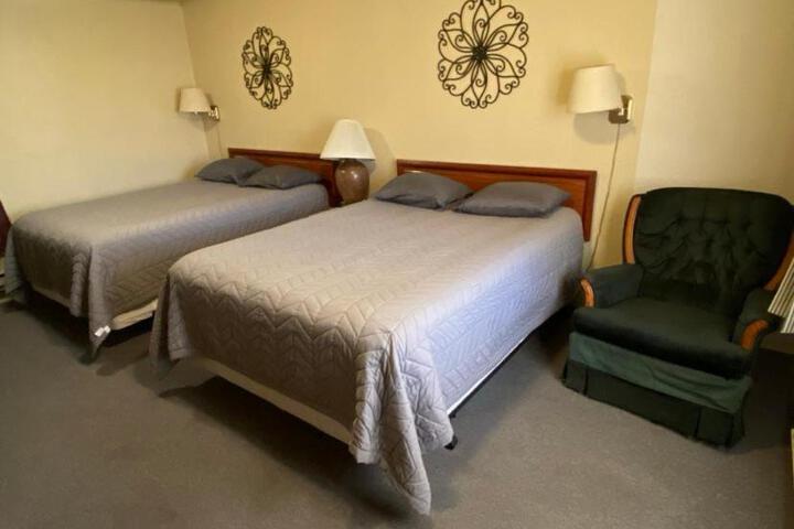 The Willows Motel