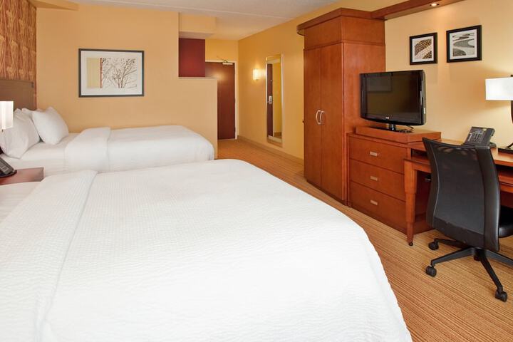 Room 20 of 27