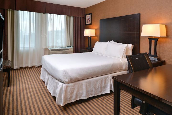 Room 8 of 21
