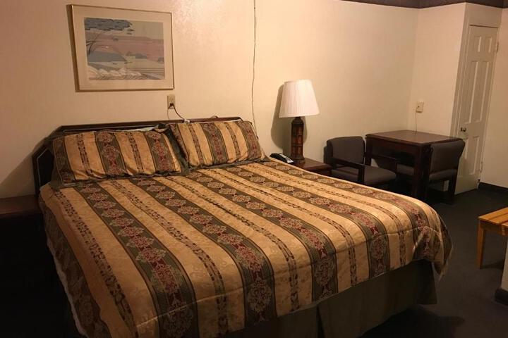 Budget Inn of Brownfield