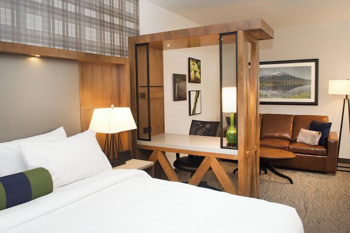 Room 33 of 39