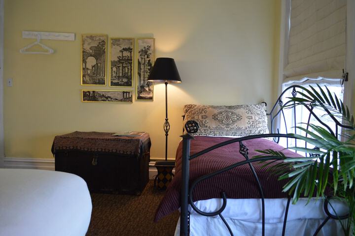 Room 44 of 48