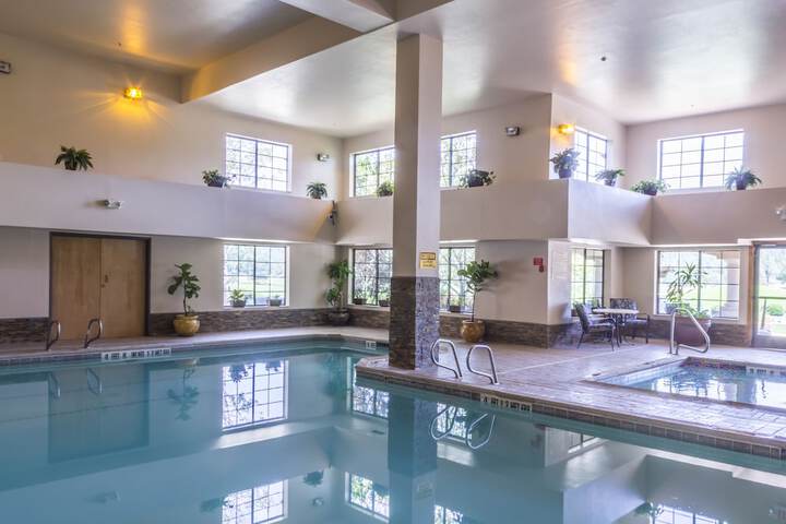 MCM Elegante Lodge & Suites Ruidoso