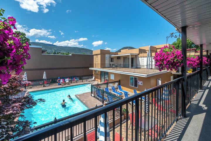Sahara Courtyard Inn Penticton