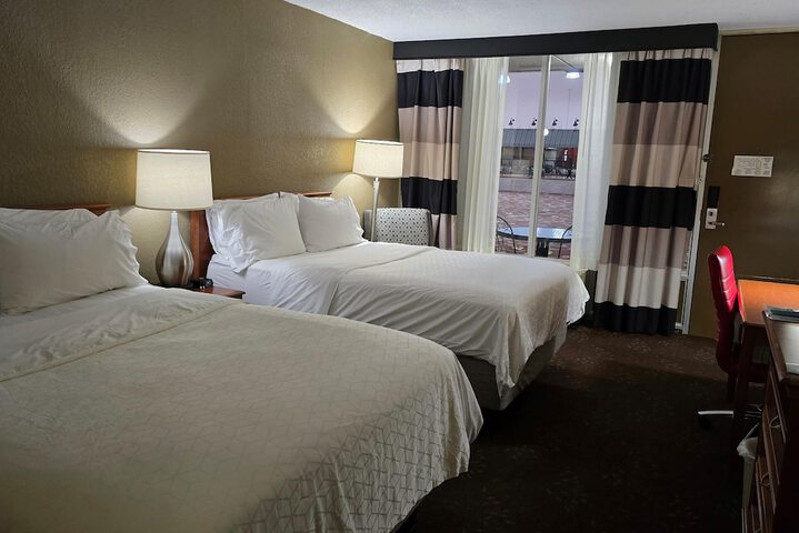 Alexandria Hotel & Conference Center