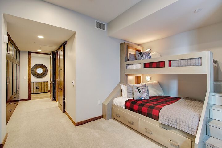 Room 266 of 306