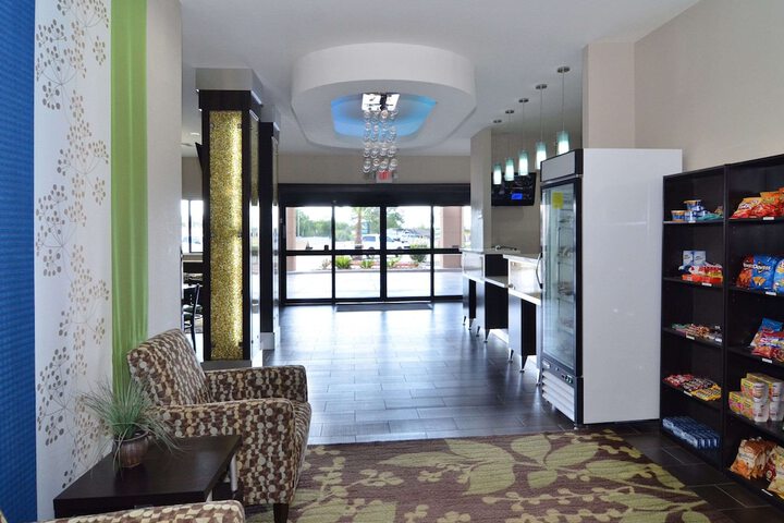 Hotel Interior 7 of 25