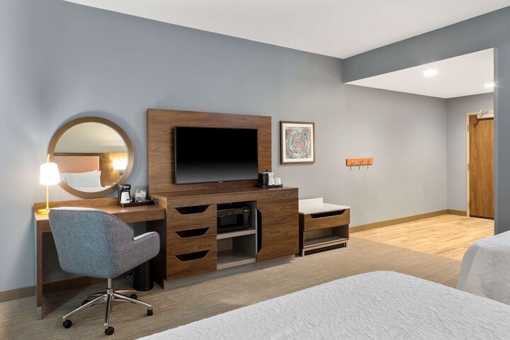 Room 26 of 51