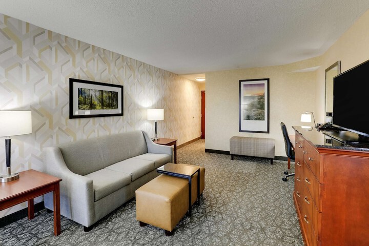 Room 27 of 55