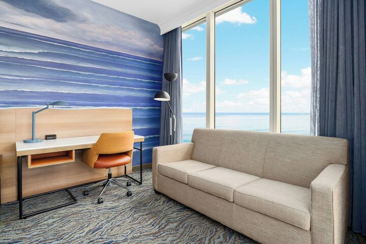 Room 27 of 46
